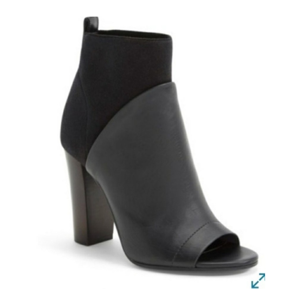 Vince Aren‎ Open Toe Bootie Leather Suede Black Sz 11 $450